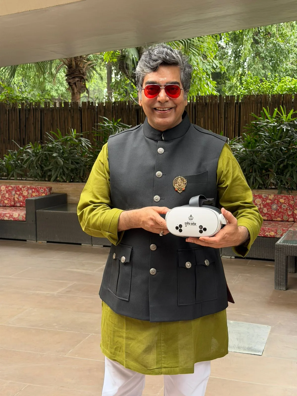 Divine Journeys: From the Serenity of Ayodhya to the Radiance of Mahakal with Ashutosh Rana (DURLABH DARSHAN PRESENTS WORLD’S FIRST 6D VR EXPERIENCE)